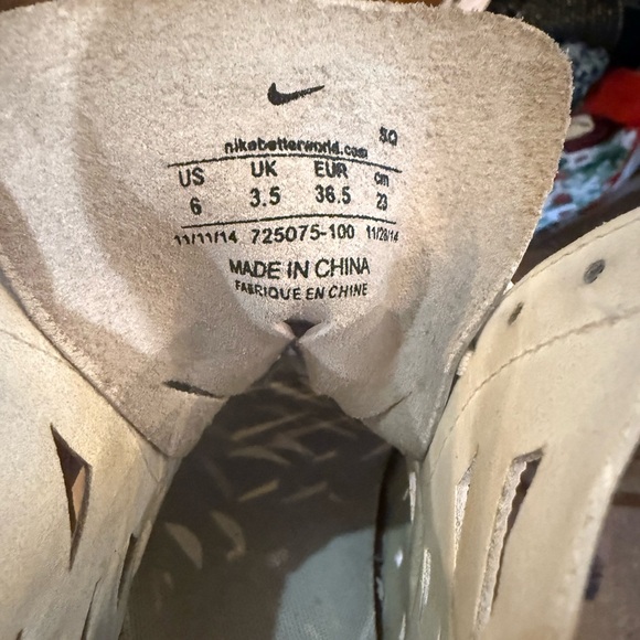 Nike. WMNS Air Force 1 Ultra Force Mid "Joli". White/Light Bone. Size 6. - Picture 6 of 12